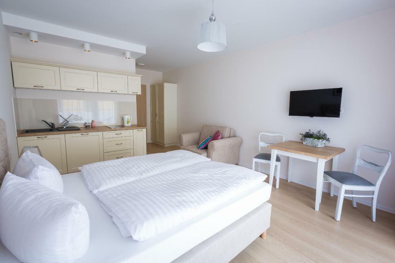 Ava Apartamenty Niechorze Buitenkant foto
