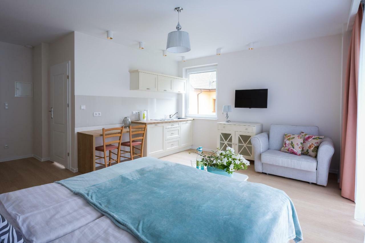 Ava Apartamenty Niechorze Buitenkant foto
